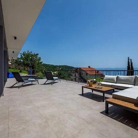 Vila Extravagant Istria Orska Prestige 5 Bedrooms Jacuzzi