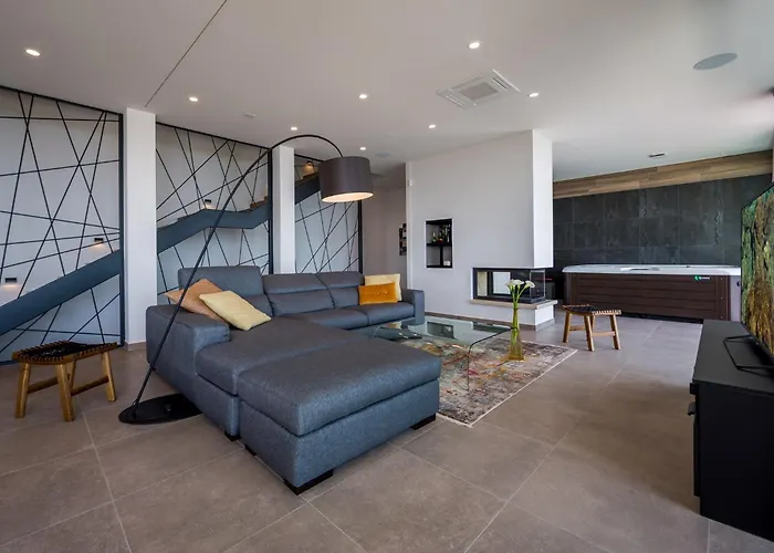 Extravagant Istria Orska Prestige 5 Bedrooms Jacuzzi Villa *