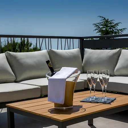 Extravagant Istria Orska Prestige 5 Bedrooms Jacuzzi Villa Ičići