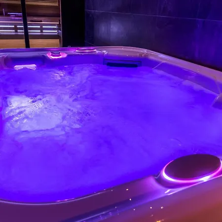 Extravagant Istria Orska Prestige 5 Bedrooms Jacuzzi Ičići